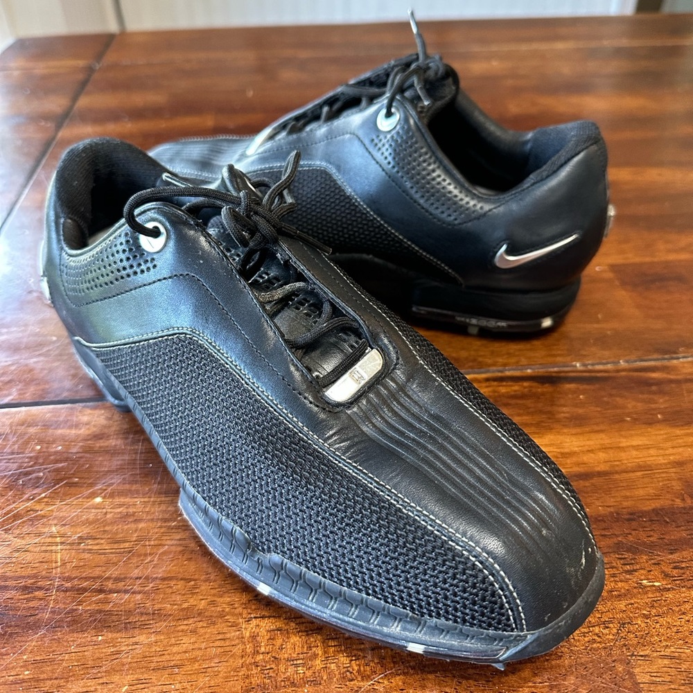 Nike zoom Tiger Woods collection gold cleat US 7.5 mens